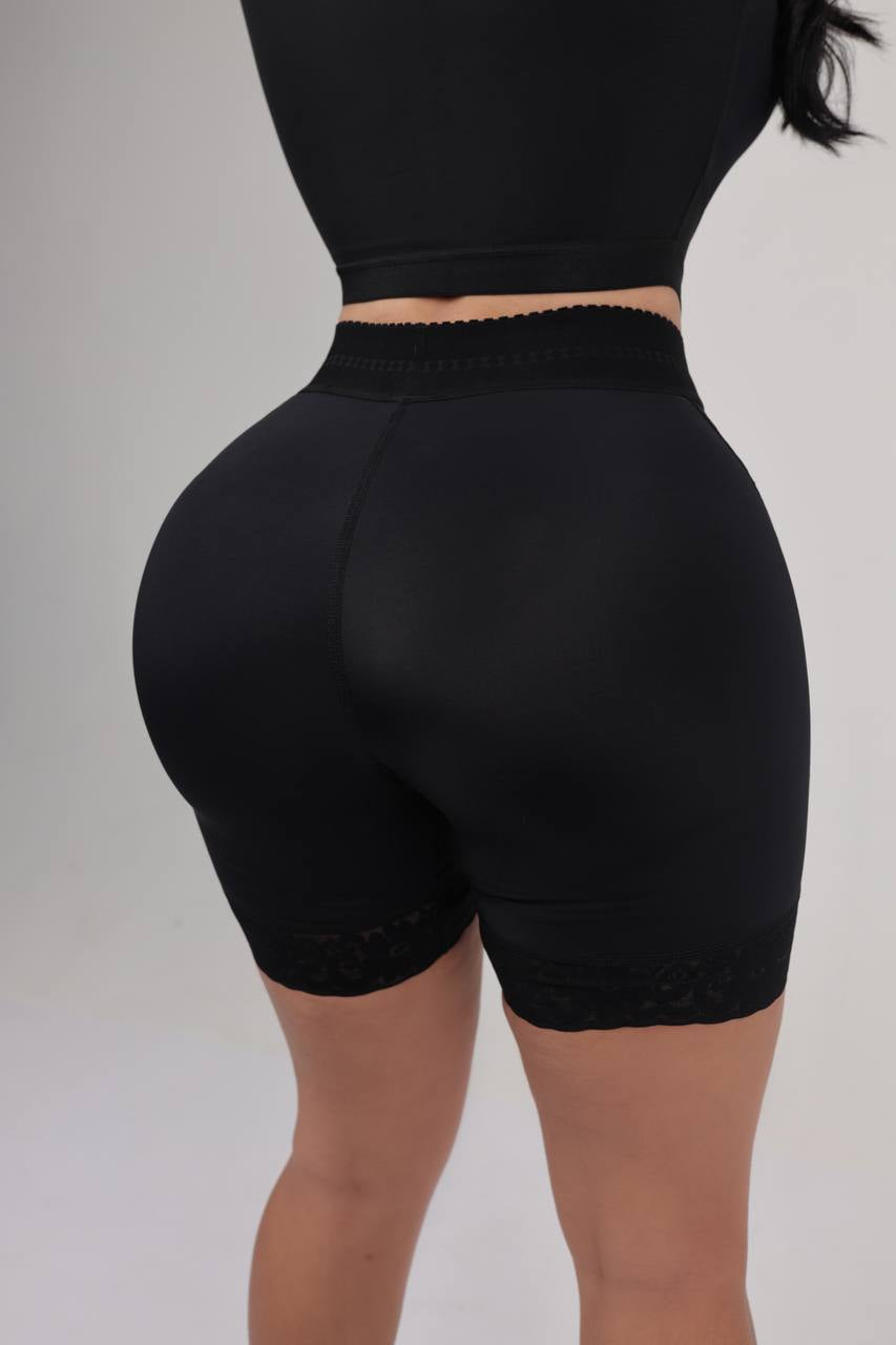 SHORT BOOTY UP- BBL EFECTO